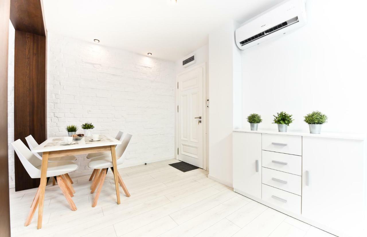 Julia Apartment Stary Toruń Esterno foto